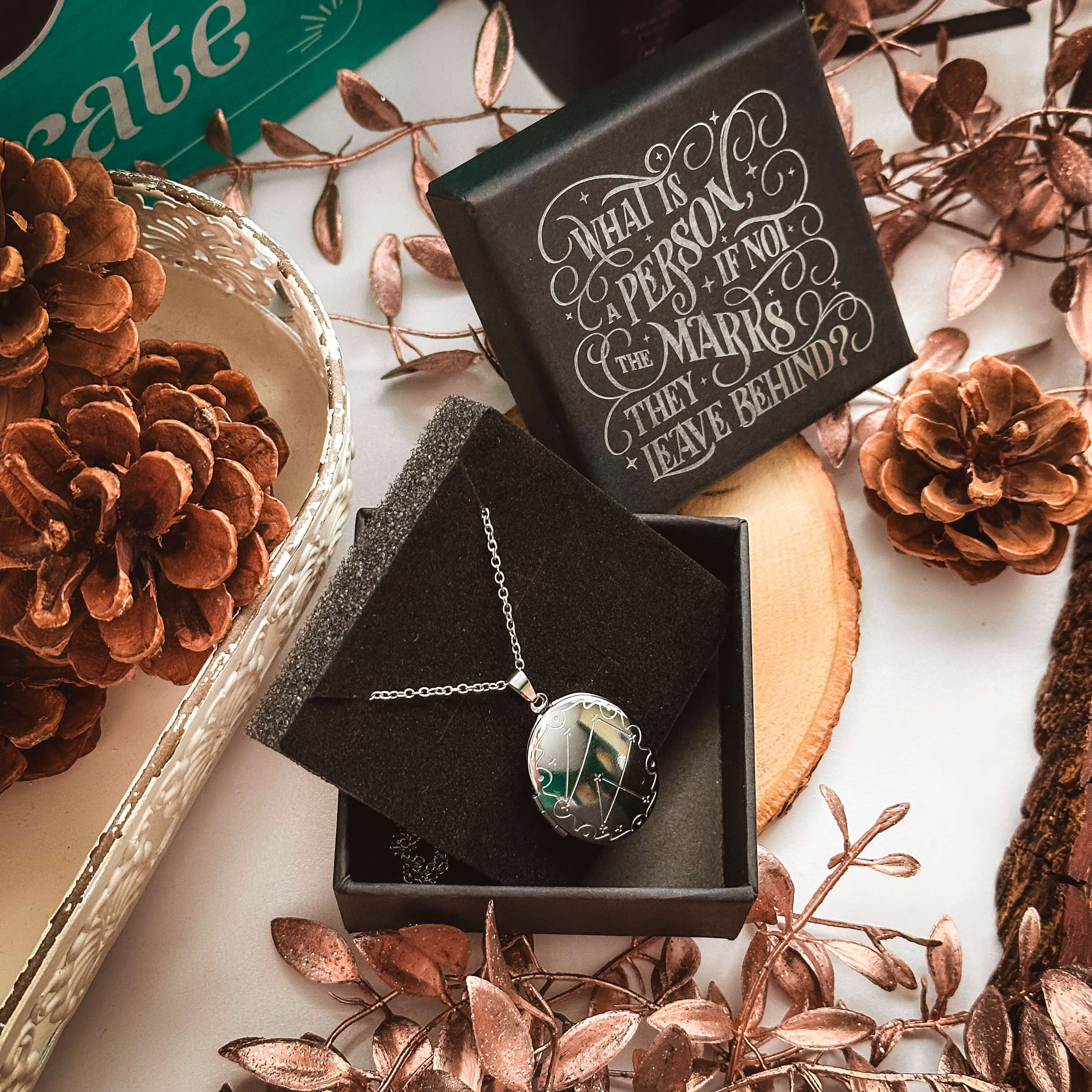 OwlCrate 'I'LL REMEMBER YOU' Box - Image 8