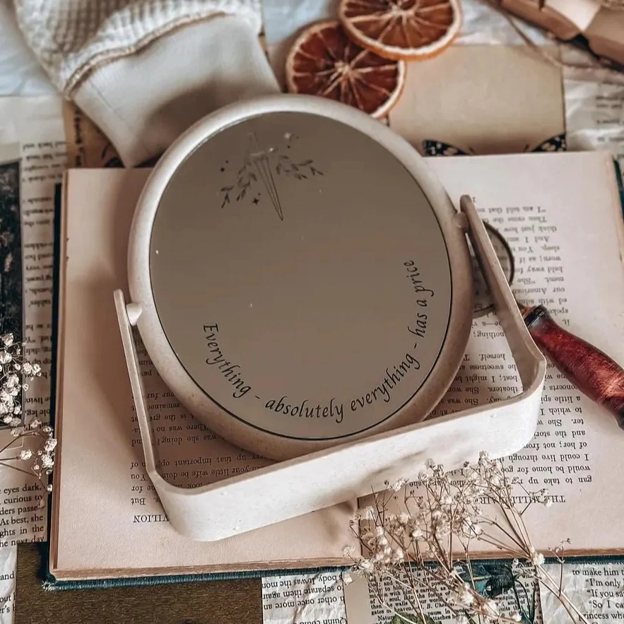 OwlCrate 'TRAVERSE THE REALMS' Box - Image 6